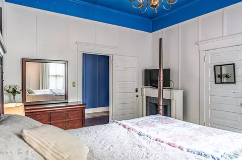 Bedroom - 304 Henderson St, Hamlet, NC 28345 photo 8 of 9