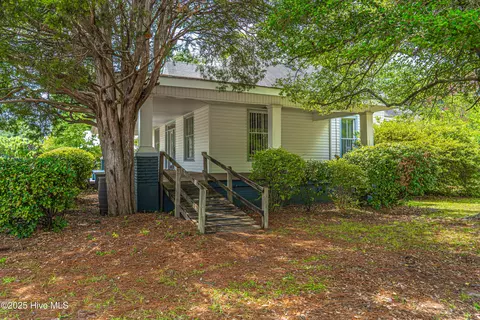 Exterior - 304 Henderson St, Hamlet, NC 28345 photo 12 of 15