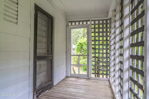 Exterior - 304 Henderson St, Hamlet, NC 28345 photo 4 of 15