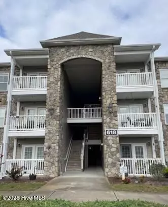 618 Condo Club Dr UNIT 311, Wilmington, NC 28412
