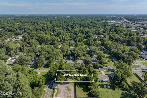 4202 S 42nd St, Wilmington, NC 28403