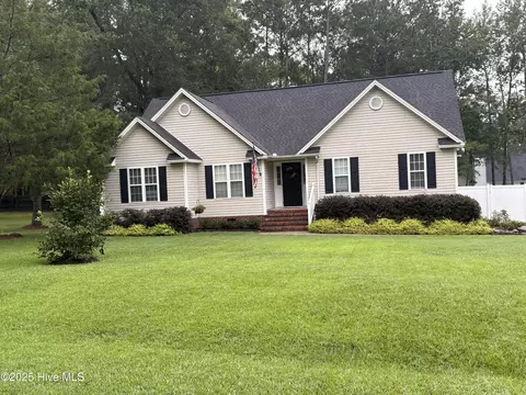 1589 Hackberry Dr, Rocky Mount, NC 27804