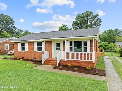 2300 Panola St, Tarboro, NC 27886