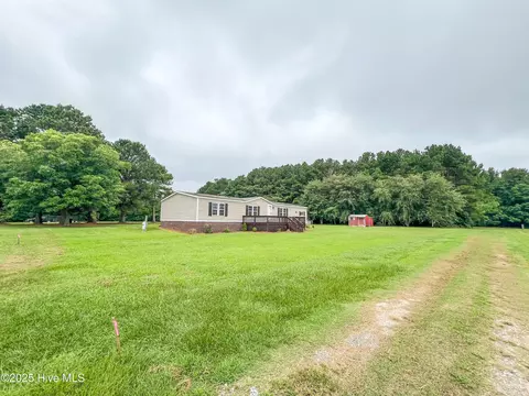 Exterior - 994 Test Farm Rd, Wallace, NC 28466 photo 2 of 3