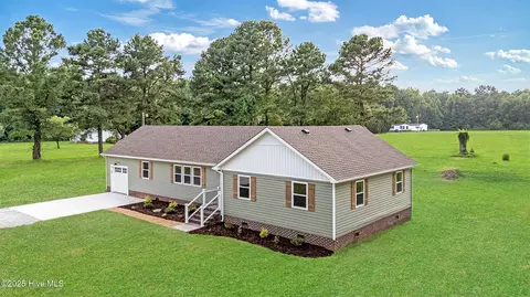 919 Macedonia Rd, Edenton, NC 27932