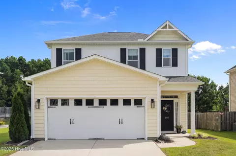 206 Bungalow Rd, Holly Ridge, NC 28445