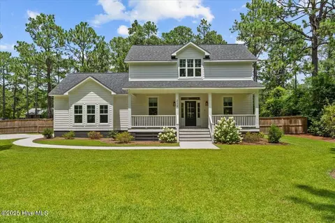 228 Turner Rd, Pinehurst, NC 28374