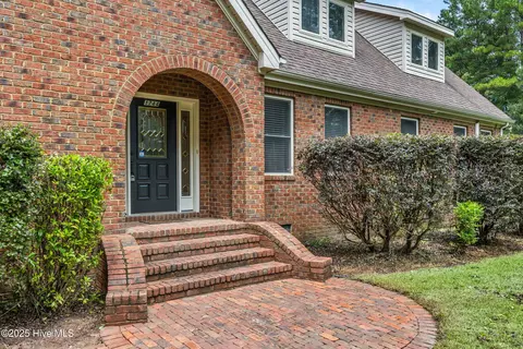 1744 Rooks Rd, Atkinson, NC 28421