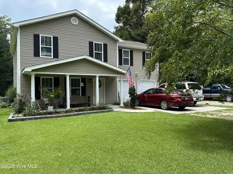 110 Aaron Ct, Burgaw, NC 28425