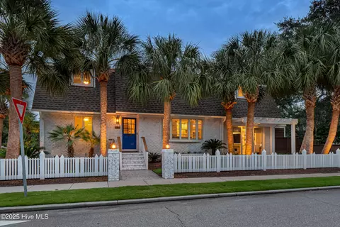 101 Lindy Ln, Wrightsville Beach, NC 28480
