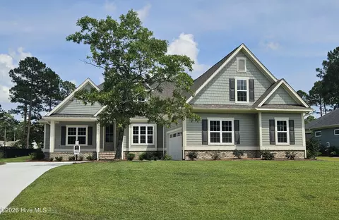 660 Breezewood Dr SE, Bolivia, NC 28422