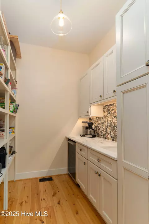 Kitchen - 370 Bracken Hill Rd, Cameron, NC 28326 photo 4 of 4