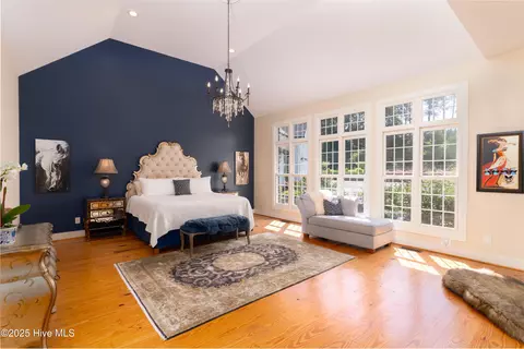 Bedroom - 370 Bracken Hill Rd, Cameron, NC 28326 photo 3 of 11