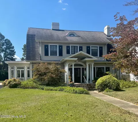 607 Vance St NE, Wilson, NC 27893
