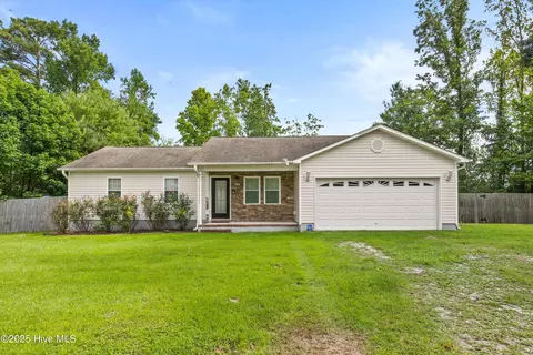 1192 Pony Farm Rd, Jacksonville, NC 28540