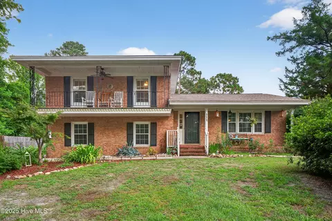 5005 Lord Byron Rd, Wilmington, NC 28405