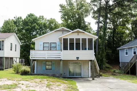 110 King Ct, Kill Devil Hills, NC 27948