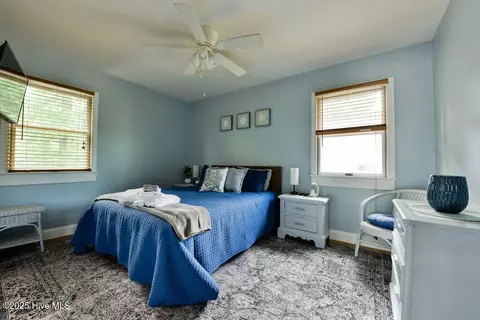 110 King Ct, Kill Devil Hills, NC 27948 photo 12