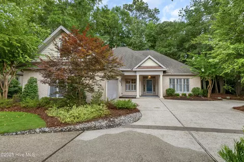 7142 Saybrook Dr, Wilmington, NC 28405