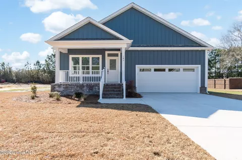 143 Laura Dr, New Bern, NC 28562