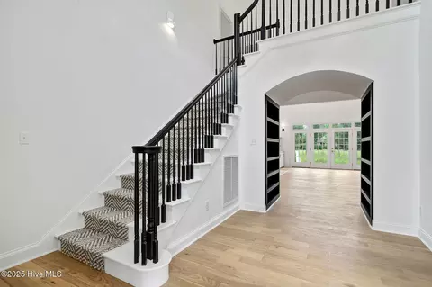 Entry Way - 173 Firefly Dr, Wallace, NC 28466 photo 1 of 4