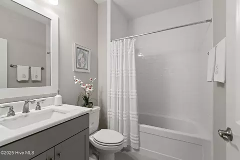 Bath - 56 W Singing Ave, Hampstead, NC 28443 photo 5 of 5