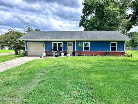 1027 Yukon Ct, Jacksonville, NC 28546