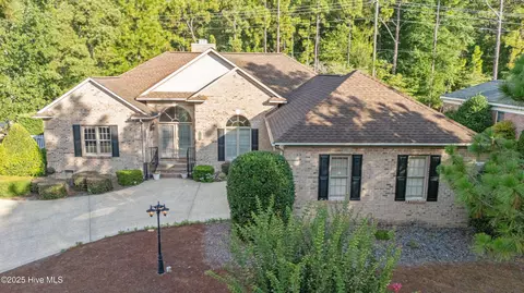 65 Idlewild Rd, Pinehurst, NC 28374