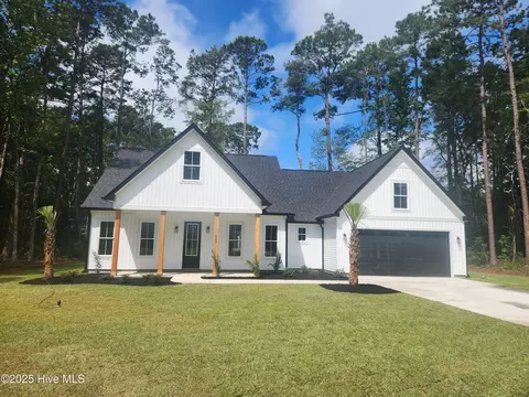 459 Boundary Loop Rd NW, Calabash, NC 28467