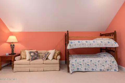 Bedroom - 400 Island Dr, Chocowinity, NC 27817 photo 7 of 8