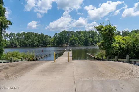 View/Area - 400 Island Dr, Chocowinity, NC 27817 photo 10 of 17