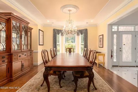 Dining - 400 Island Dr, Chocowinity, NC 27817 photo 1 of 4