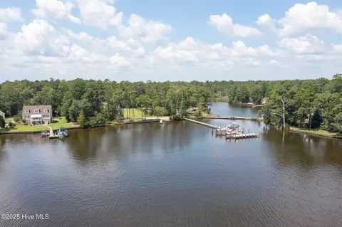 View/Area - 400 Island Dr, Chocowinity, NC 27817 photo 7 of 17