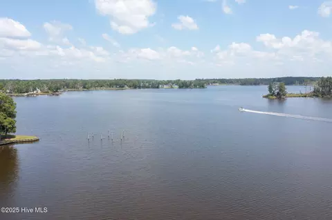 View/Area - 400 Island Dr, Chocowinity, NC 27817 photo 6 of 17