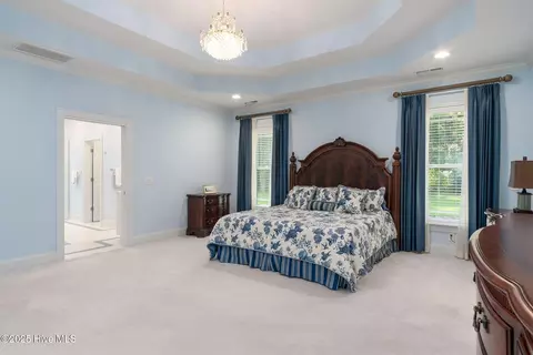 Bedroom - 400 Island Dr, Chocowinity, NC 27817 photo 2 of 8
