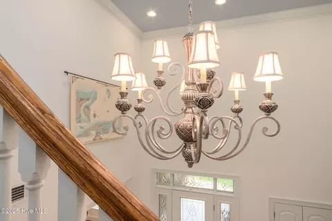 Entry Way - 400 Island Dr, Chocowinity, NC 27817 photo 3 of 4