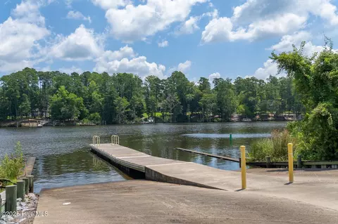 View/Area - 400 Island Dr, Chocowinity, NC 27817 photo 11 of 17