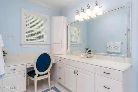 Bath - 400 Island Dr, Chocowinity, NC 27817 photo 3 of 14