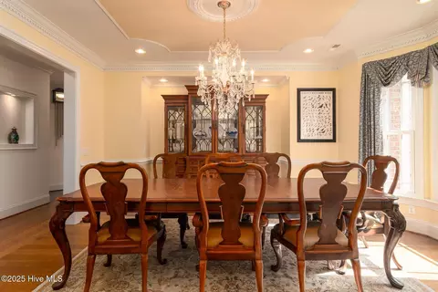 Dining - 400 Island Dr, Chocowinity, NC 27817 photo 2 of 4