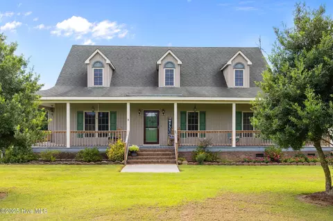 2628 Hartland Rd, Kinston, NC 28501