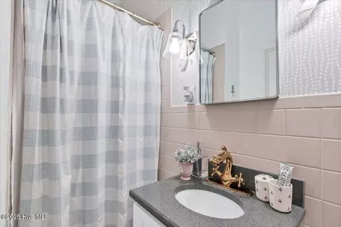 Bath - 80 Mccaskill Rd W, Pinehurst, NC 28374 photo 15 of 17