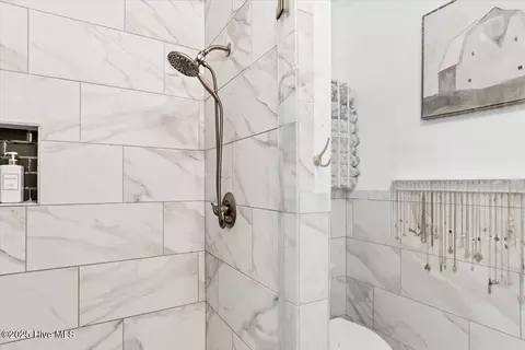 Bath - 80 Mccaskill Rd W, Pinehurst, NC 28374 photo 8 of 17