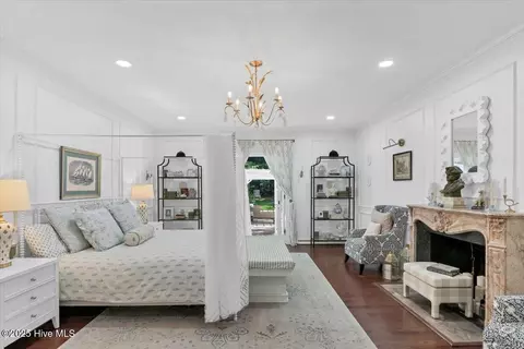 Bedroom - 80 Mccaskill Rd W, Pinehurst, NC 28374 photo 10 of 14