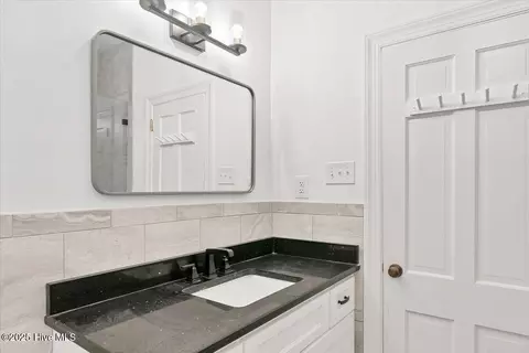 Bath - 80 Mccaskill Rd W, Pinehurst, NC 28374 photo 2 of 17