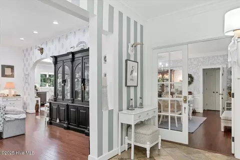 Entry Way - 80 Mccaskill Rd W, Pinehurst, NC 28374 photo 2 of 12