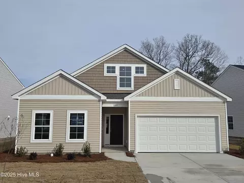 806 Schoolfield Dr, Sneads Ferry, NC 28460