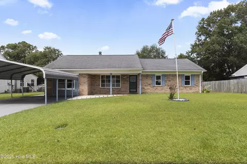 110 Ash Pl, Jacksonville, NC 28546
