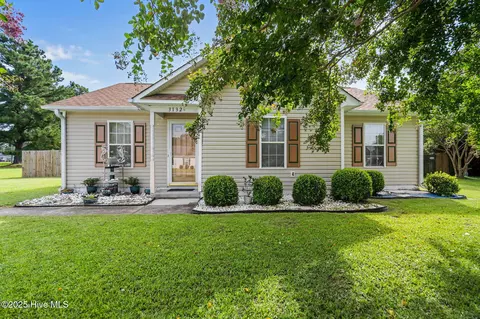 3132 Reminisce Rd, Castle Hayne, NC 28429