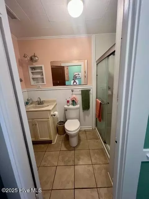 Bath - 743 Island View Rd, Bath, NC 27808 photo 1 of 5