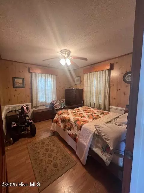 Bedroom - 743 Island View Rd, Bath, NC 27808 photo 1 of 7